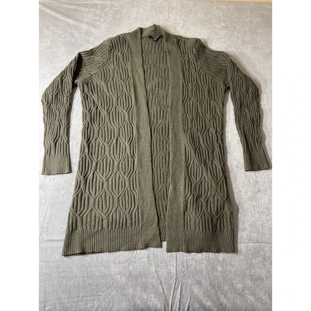 Cyrus  Olive Green‎ Long Sleeved Cardigan Sweater Size Med  St Patrick's Day